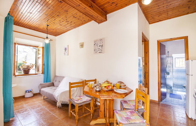 Old Barber Shop by Konnect, 1,2km from Dassia beach - Foto 4