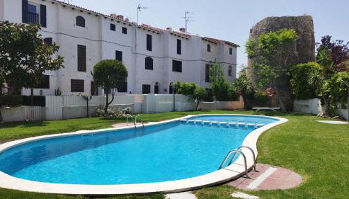 Acogedor adosado con piscina - Foto 3