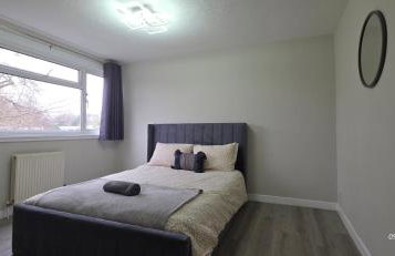 Cozy 4-Bedroom Family Getaway - Foto 12