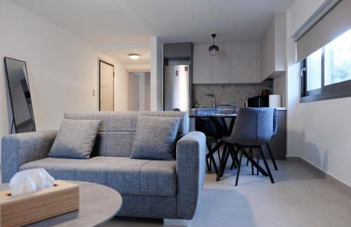 Poseidon 77B Luxury Residences - Photo 3