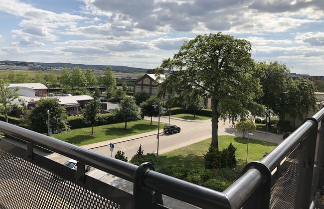 Blue sky at Wallis square - Foto 37