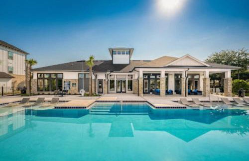 Cozy 2 BR Apt |King Bed |Pool |Gym| Close to Mayo - Foto 23