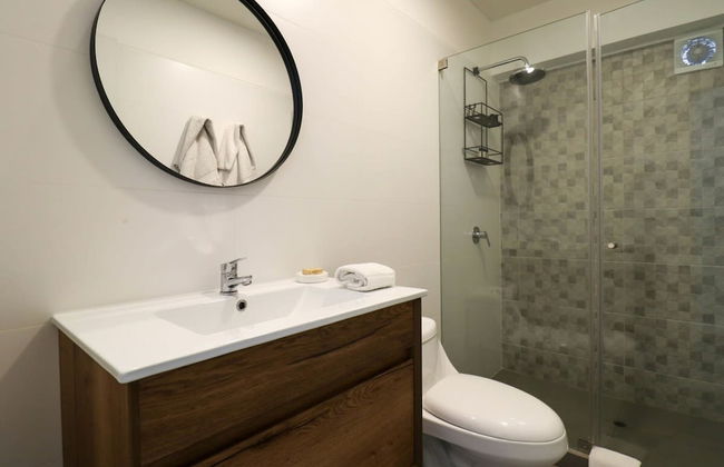 w Picturesque 2BR in the Heart of Miraflores - Photo 39