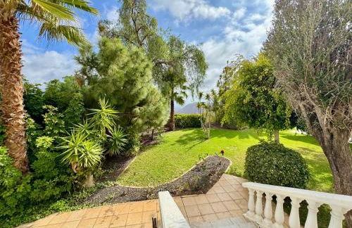 Casa Lilo, en jardin grande, con una gran piscina y barbacoa - Foto 4