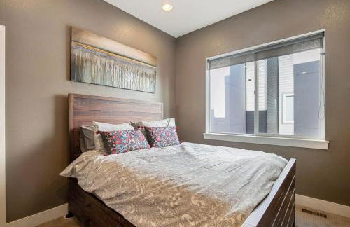 2 BDR Home Roof Deck plus Walk to Broncos and Sloans Lake - Foto 11