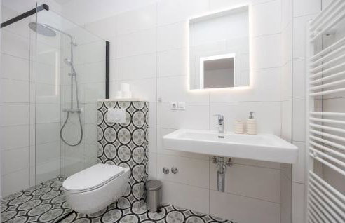 Lovely Home In Ostrvica - Photo 44