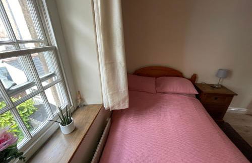 Robinsons Cottage, central and quiet - Foto 19