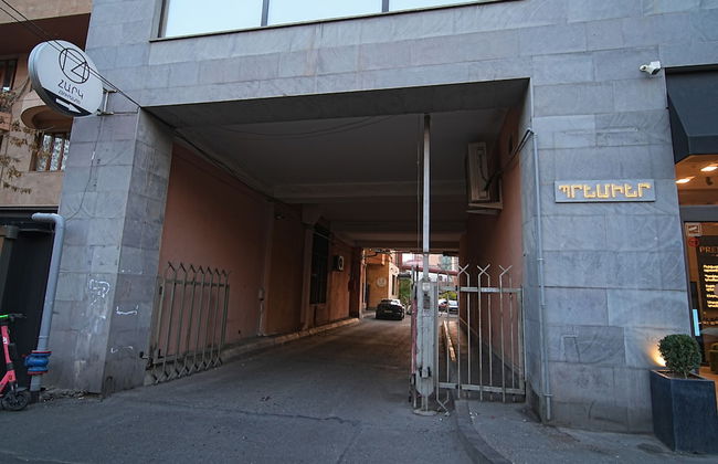 Rooftop City View apartments - Photo 30