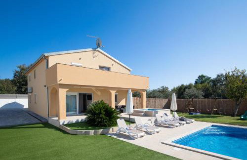 villa Suhalj - Foto 30