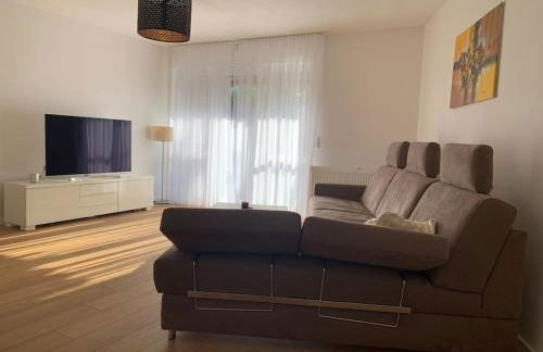 Helle gemütliche Wohnung mit 3 Zimmer und Terrasse, 80m2 - Foto 1