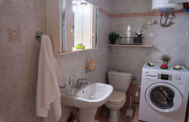 Estell s Sweet Luxury House - Photo 38