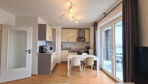Cozy-Stay I, 2-Room Flat for Vacation & Messe, Düsseldorf, Perfect Connectivity - Foto 4, pet friendly, minibar