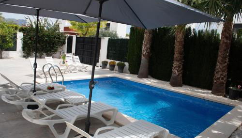 Modern villa with a private pool - Foto 4