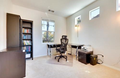 Family-Friendly Camarillo Home with Access to Pools! - Foto 8