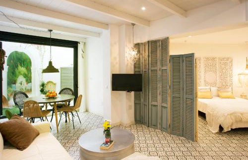 Graffiti Suites Málaga - Photo 40