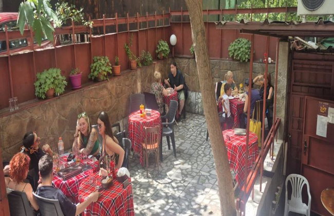 Sofia City Walking Tour with Tasting – 2-Hour Guided Experience - Foto 10