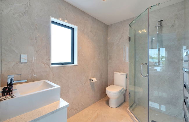 Superb Holiday Home near Airport - Foto 21