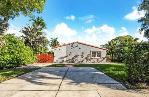 Coastal Paradise Retreat - Mini Golf, 4 Bedrooms, Game Room, Htd Pool, BBQ Fire Pit - Foto 43