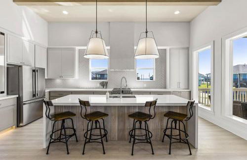 500 ft to beach Upscale Beach Home Golf Cart with Fire pit For 14 - Foto 3