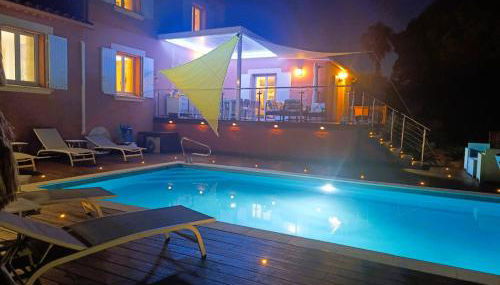 Superbe Villa 5 étoiles Presqu'Île de Giens la Madrague Rita la Villa d'Or vue mer piscine - Foto 2