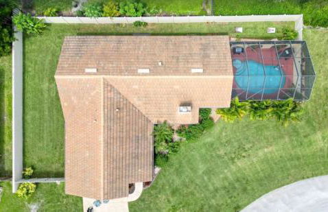 Heated Pool, Sleeps 10, Relaxing Lanai, Near Beaches, Pet Friendly! - Foto 29