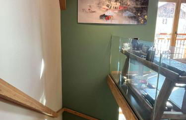 Les Hirondelles de Bellevue - spacieux logement avec cheminée - Foto 24