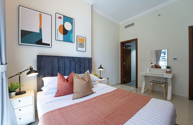 Luxe Apartments near Dubai Mall, Burj Khalifa - Pool, Gym, & Parking by Sojo Stay - Photo 22