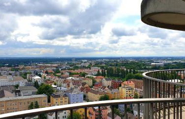 SUITE-XXI City View Hotelturm Augsburg - Foto 37
