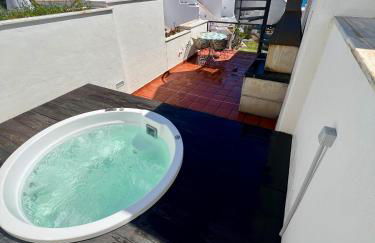 BEACHFRONT Penthouse Luxury - Photo 36