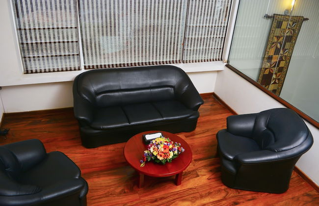 Unique Towers Luxury Boutique Suites - Photo 29