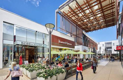 Luxury Family Home w AC and Patio near Meta and Stanford - Foto 61