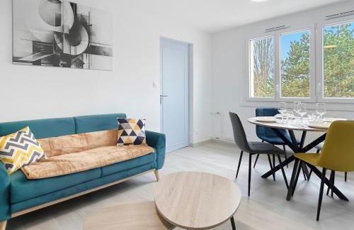 Appartement lumineux, épuré avec balcon et parking - Foto 1
