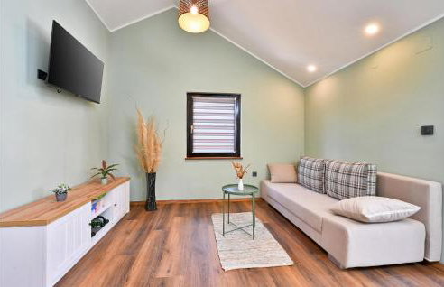 Cozy Home In Vrhi Pregradski With Sauna - Foto 2