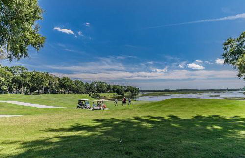 New Listing! Water Views with Short Walk to Dataw Clubhouse and Pool - Sleeps 6 - Foto 36