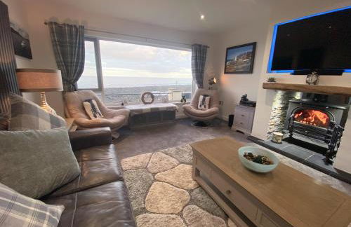 Beachfront, Antrim Coast, Stunning Views & Hot Tub - Foto 2