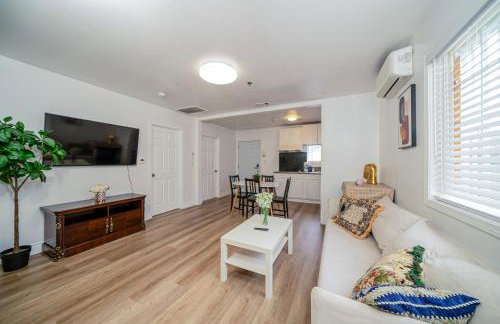 Cozy 2BR2BA Guest House in Alhambra - Foto 35