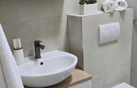 Matea Apartments Milna - Photo 63