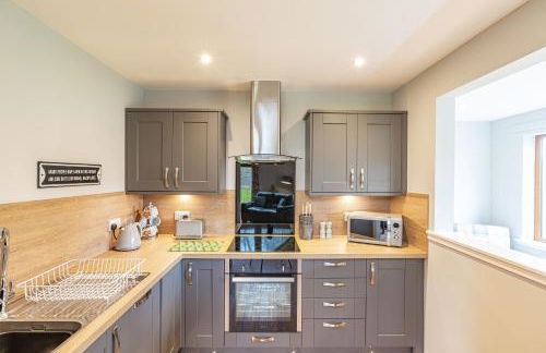 Thistle Lodge 18 with Hot Tub - Foto 4