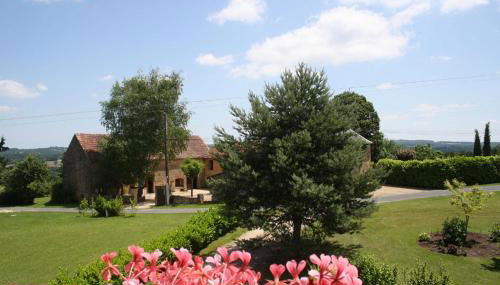 La Vieille Ferme: superbe complexe de 3 gîtes en pierre avec Piscine au coeur du Périgord Noir - Foto 4