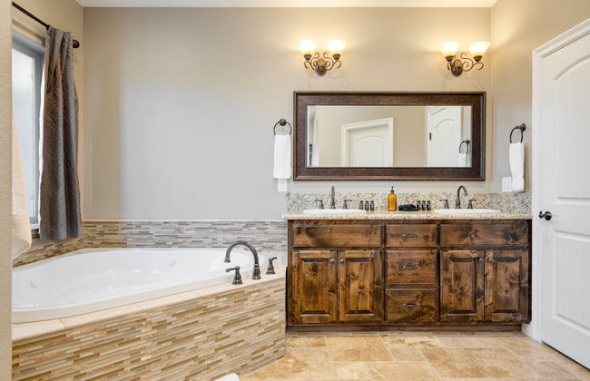 Gambel by Avantstayjtree Escape w/ Entertainers Yard, & Firepit, 3000sf - Foto 15