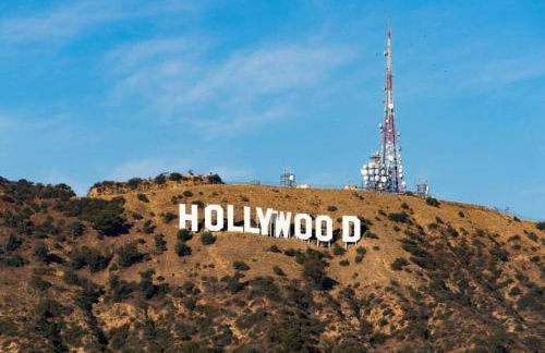 Hollywood Escape! Elegant 2BR 2BA Rental - Foto 29