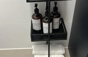 Super Cozy I Sleeps 3 I Fast Wi-Fi I Self Check-in I Free Parking I LongTerm Rates Available - Foto 12