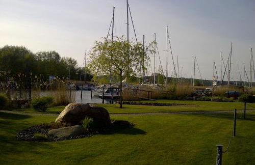 Ferienhaus Boddenkiek mit Wasserblick in Seedorf - Foto 36