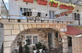 Apartments by the sea Trpanj, Peljesac - 15995 - Foto 1