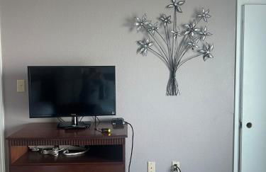 Renovated Condo near Disney Free Shuttle to Parks - Foto 25