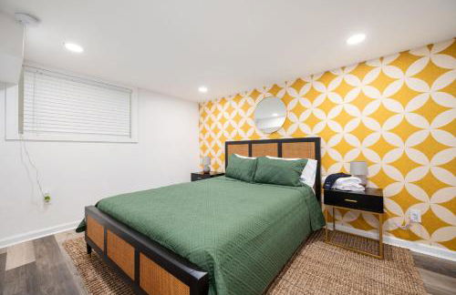 Chic 2-Bed Haven with Vibrant Décor in SE Atlanta - Foto 18