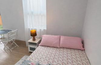 Quiet Studio Retreat attached to big House - Foto 1