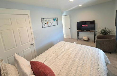 Immaculate Home w/ Mtn and River Views! - Foto 12