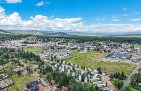 Cabin~Views~Heart of Town~W&D~Fireplace~Kitchen - Foto 56