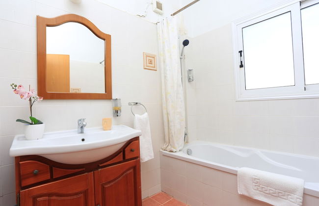 SeaBreeze Villas with Private Pool - Foto 14